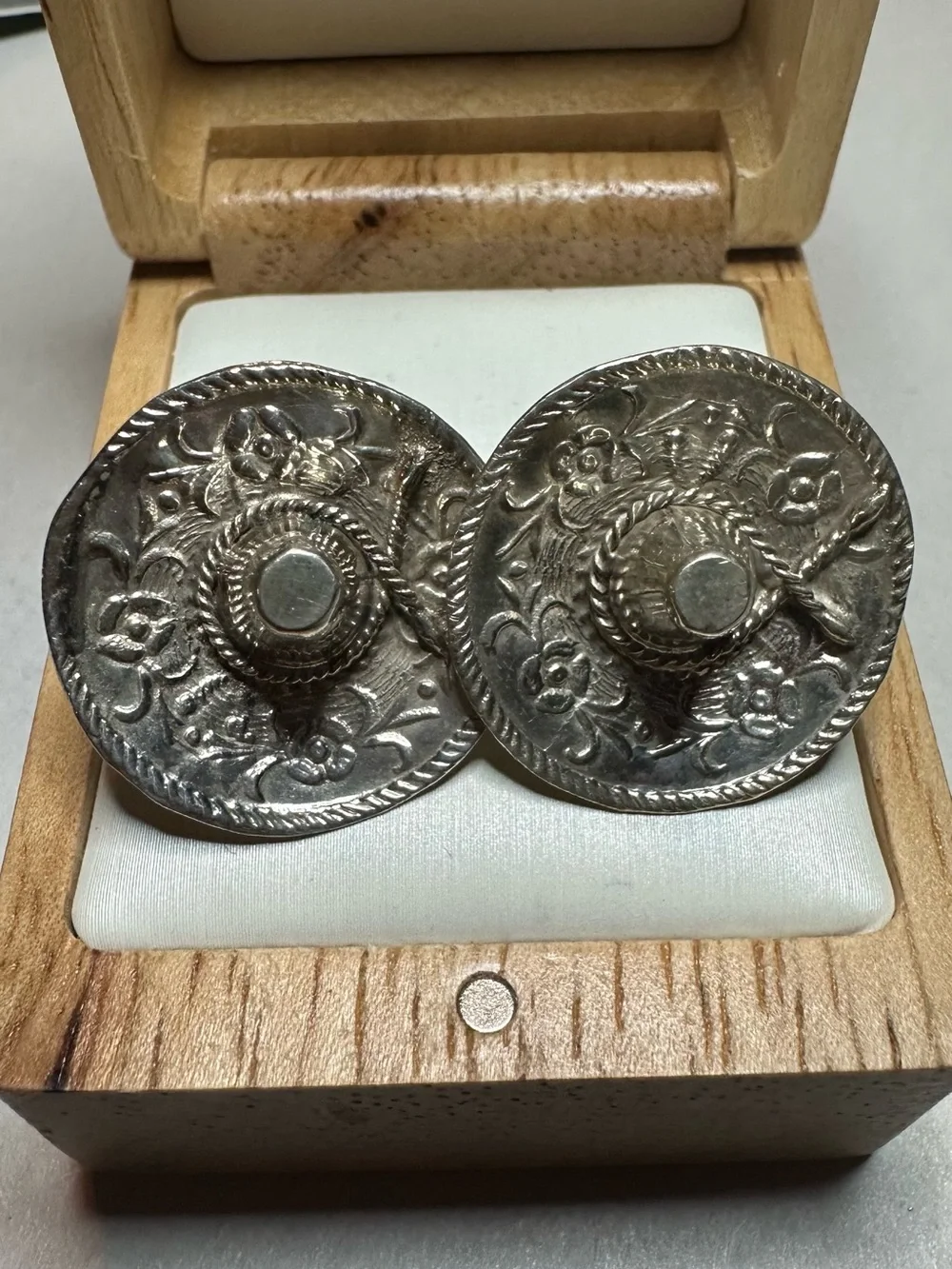 Taxco Sterling Silver Sombrero Cuff Links